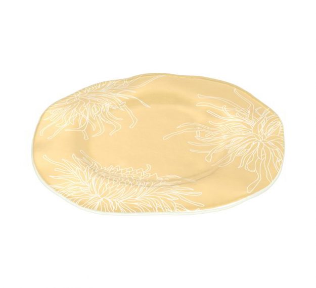 Organic Charger Plates in Yellow Gold Designed by Anna Vasily - 3/4 view
